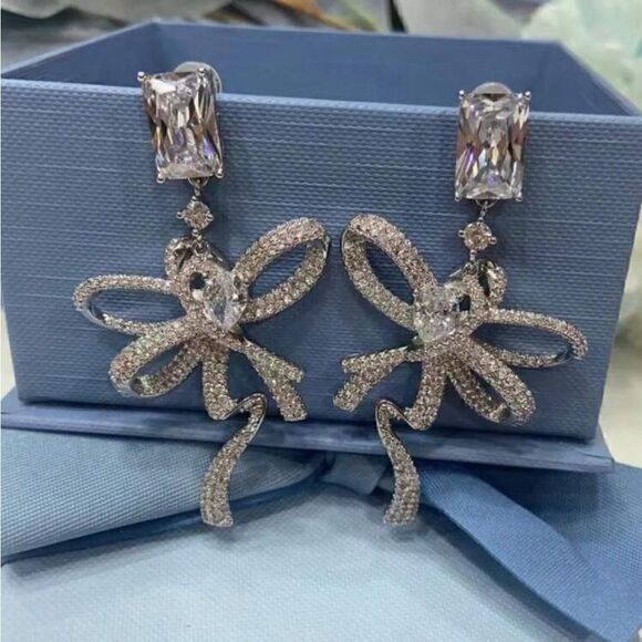 Trendy bow drop earrings A452 - Picture 5 of 8